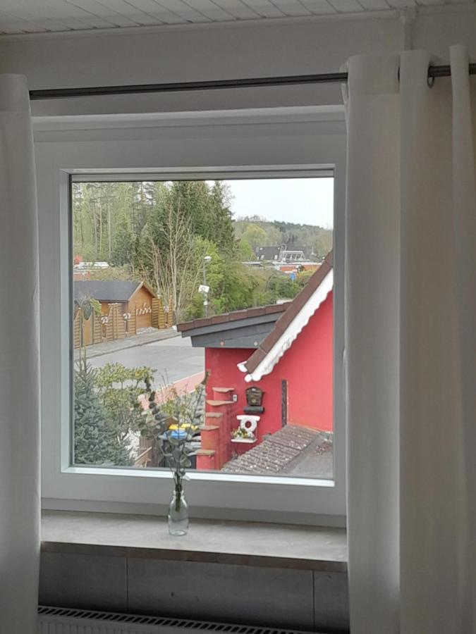 Ferienwohnung Tannenquartier - Ihr Ferienhaeuschen Groß Grönau Exterior foto