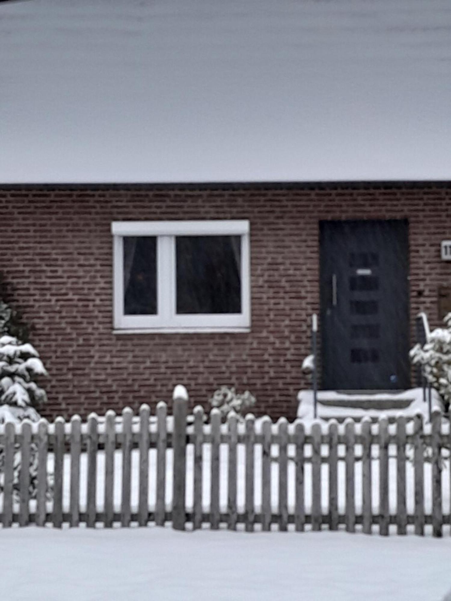 Ferienwohnung Tannenquartier - Ihr Ferienhaeuschen Groß Grönau Exterior foto